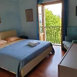 Gasthof The Ortensia, Our With View, Spacious Park-facing Balcony And Private External Bathroom At The Isabella
