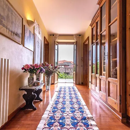 L'ortensia Della Isabella, Con Vista Lago, Balcone Sul Parco E Bagno Esclusivo All'esterno Della Penzion Stresa