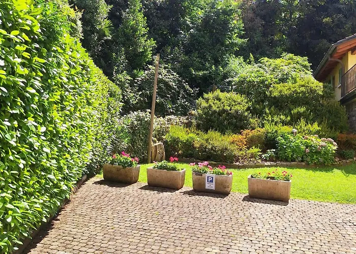 Pensionat The Ortensia, Our With View, Spacious Park-facing Balcony And Private External Bathroom At The Isabella 3*