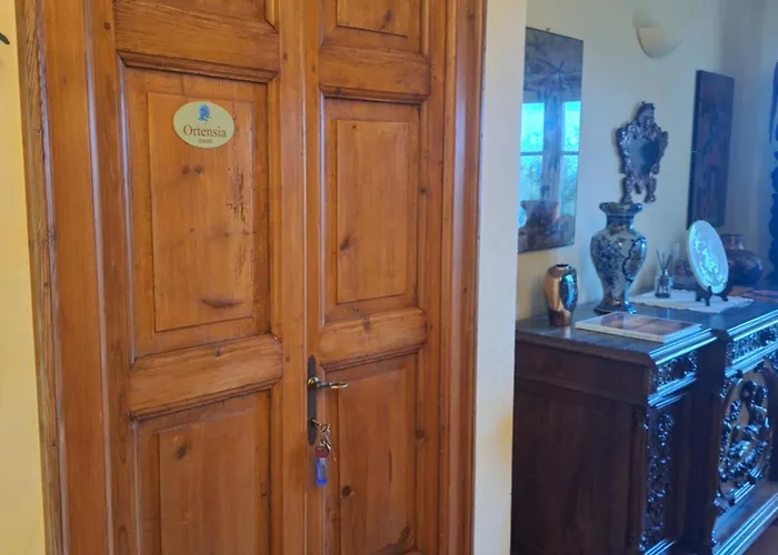 The Ortensia, Our With View, Spacious Park-facing Balcony And Private External Bathroom At The Isabella ストレーザ