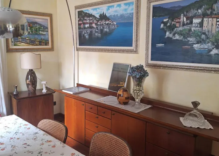 ゲストハウス The Ortensia, Our With View, Spacious Park-facing Balcony And Private External Bathroom At The Isabella 3*