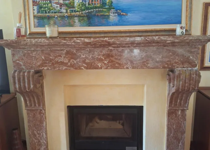 ゲストハウス The Ortensia, Our With View, Spacious Park-facing Balcony And Private External Bathroom At The Isabella 3*